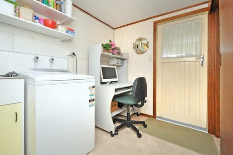 Photo of property in 1/18 Glengowan Place, Conifer Grove, Takanini, 2112
