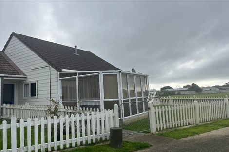 Photo of property in 3 Waimarie Park, Levin, 5510