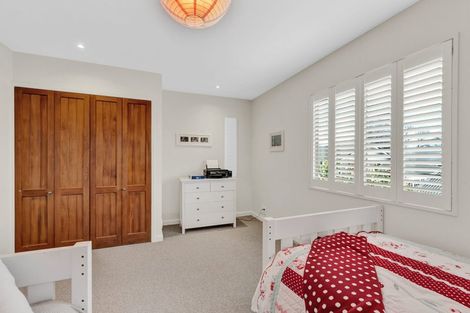 Photo of property in 9 Buxton Terrace, Saint Martins, Christchurch, 8022