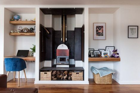 Photo of property in 17 York Crescent, Westown, New Plymouth, 4310
