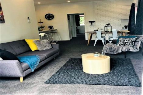 Photo of property in 329 Kihikihi Road, Te Awamutu, 3800