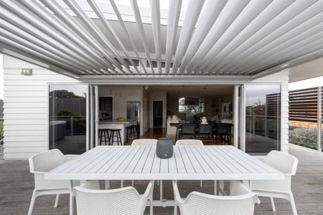 Photo of property in 13 Tay Street, Mount Maunganui, 3116
