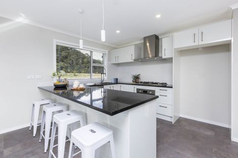 Photo of property in 22 Fenwick Crescent, Wallaceville, Upper Hutt, 5018
