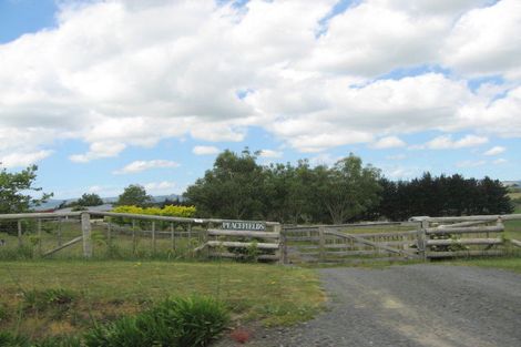 Photo of property in 72 Whangapouri Road, Karaka, Drury, 2578