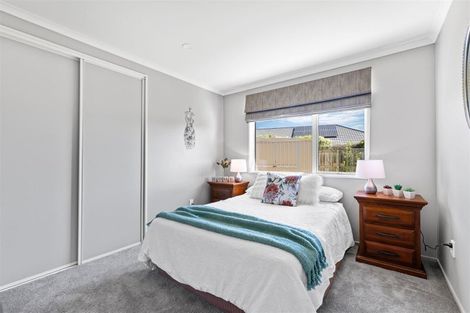 Photo of property in 37 Campion Place, Rolleston, 7614