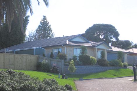 Photo of property in 11 San Carlo Court, Henderson, Auckland, 0612