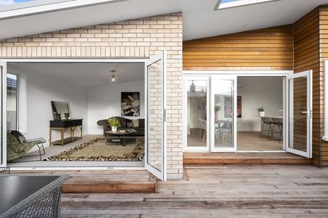 Photo of property in 7 West Avenue, Saint Clair, Dunedin, 9012