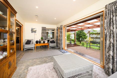 Photo of property in 5 Oakeley Rise, Feilding, 4702