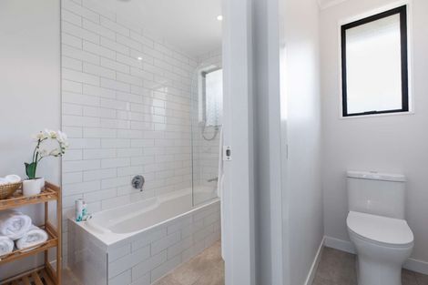 Photo of property in 2/26 Landscape Road, Papatoetoe, Auckland, 2025
