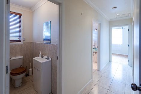 Photo of property in 16 Dunbar Place, Tokoroa, 3420