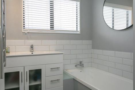 Photo of property in 61 Arthur Crescent, Hilltop, Taupo, 3330