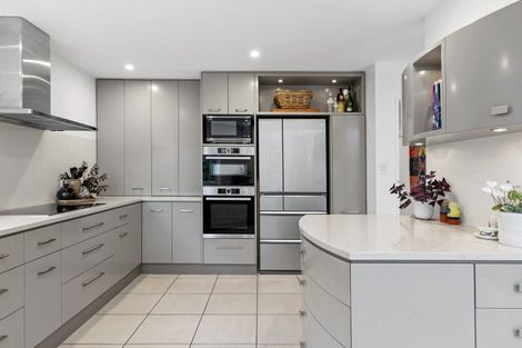 Photo of property in 20 Derenzy Place, Avonhead, Christchurch, 8042