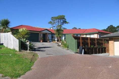 Photo of property in 48 View Ridge Drive, Ranui, Auckland, 0612