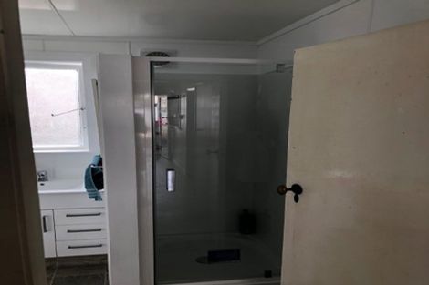 Photo of property in 115 Glenmore Street, Kelburn, Wellington, 6012