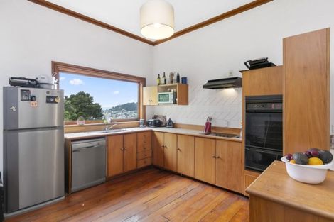 Photo of property in 88 Rolleston Street, Mount Cook, Wellington, 6021