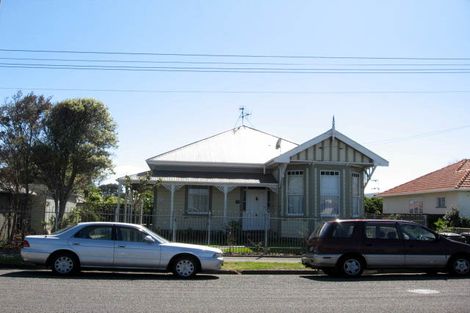 Photo of property in 70 Harrison Street, Whanganui, 4500