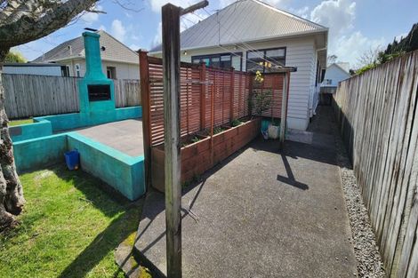 Photo of property in 7 Clovelly Street, Brooklands, New Plymouth, 4310
