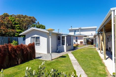 Photo of property in 91 Manuka Street, Castlecliff, Whanganui, 4501