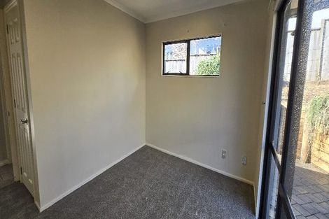 Photo of property in 17 Skye Road, East Tamaki Heights, Auckland, 2016
