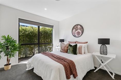 Photo of property in 13 Falconer Rise, Jacks Point, Queenstown, 9371