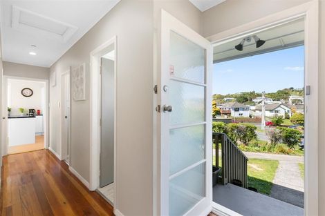 Photo of property in 4 Paenui Street, Titahi Bay, Porirua, 5022