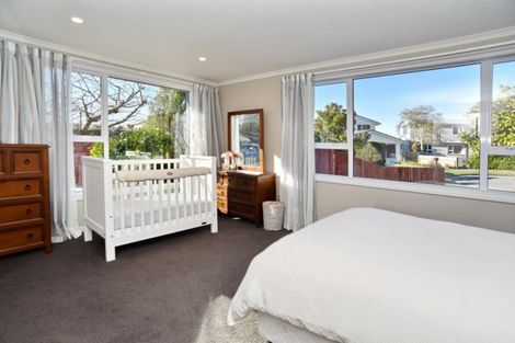 Photo of property in 8 Sonia Place, Casebrook, Christchurch, 8051