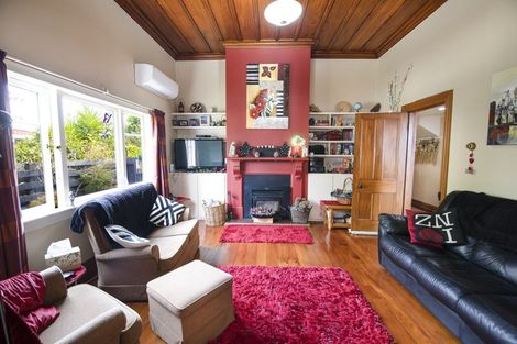 Photo of property in 45 Avondale Road, Taradale, Napier, 4112