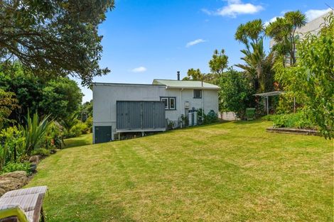 Photo of property in 5 Berridge Road, Muriwai, 0881