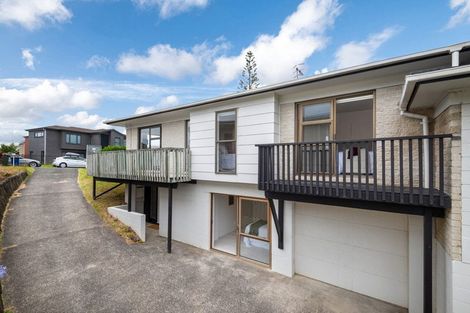 Photo of property in 1/27 Knightsbridge Drive, Forrest Hill, Auckland, 0620
