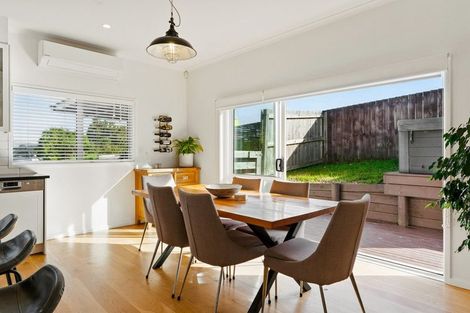 Photo of property in 312 Birdwood Road, Massey, Auckland, 0614