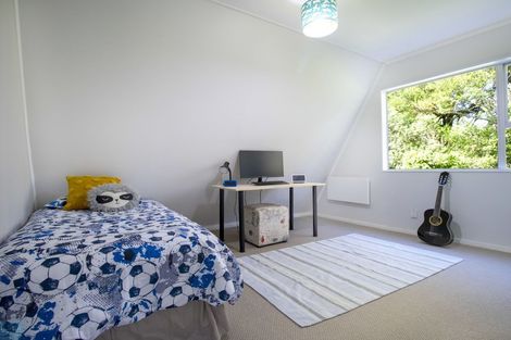 Photo of property in 21 Solander Place, Whitby, Porirua, 5024