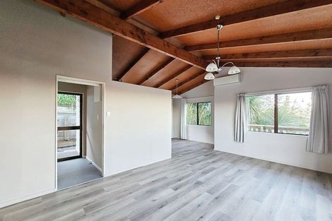 Photo of property in 35 Eureka Place, Parahaki, Whangarei, 0112