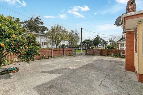 Photo of property in 6 Garrett Place, Otara, Auckland, 2023