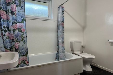 Photo of property in 1 Clementine Way, Crofton Downs, Wellington, 6035