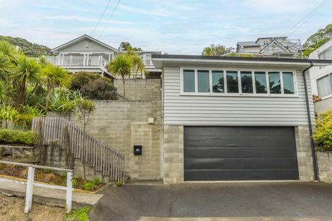 Photo of property in 48 Maida Vale Road, Roseneath, Wellington, 6011