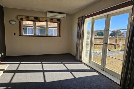 Photo of property in 42 Frederick Street, Terrace End, Palmerston North, 4410