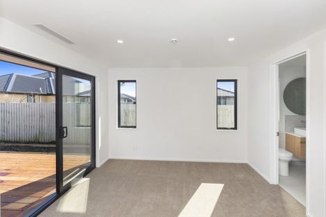Photo of property in 19 Timara Crescent, Marshland, Christchurch, 8083