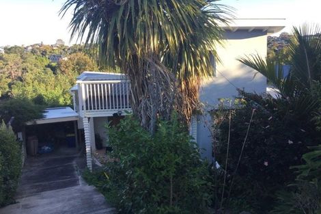 Photo of property in 32 Peter Terrace, Castor Bay, Auckland, 0620