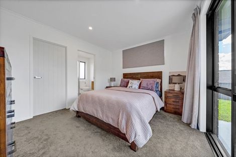 Photo of property in 13 Leathem Crescent, Pokeno, 2402