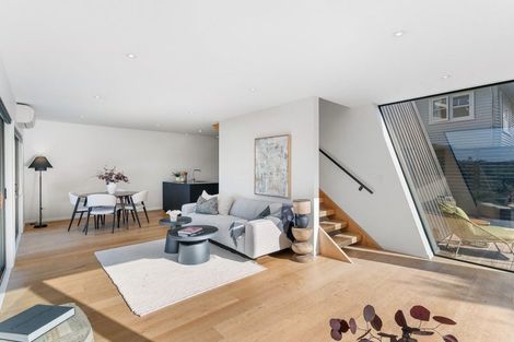 Photo of property in 2/42 Island Road, Beach Haven, Auckland, 0626