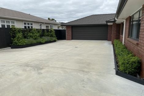 Photo of property in 37 Karina Terrace, Roslyn, Palmerston North, 4414