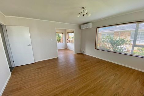 Photo of property in 11/81 Shakespeare Road, Milford, Auckland, 0620