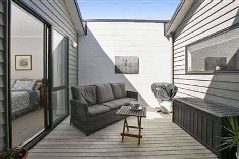 Photo of property in 48 Scoria Close, Pyes Pa, Tauranga, 3112