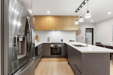 Photo of property in 64a Rosewarne Crescent, Glendene, Auckland, 0602