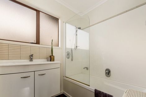 Photo of property in 11 Icarus Place, Sunnybrook, Rotorua, 3015