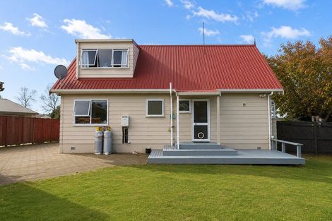 Photo of property in 9 Garland Drive, St Andrews, Hamilton, 3200