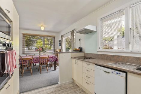 Photo of property in 2a Wilfred Street, Tawa, Wellington, 5028