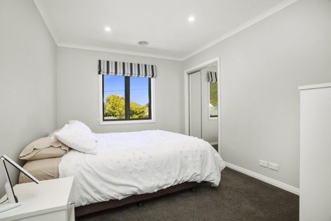 Photo of property in 27b Vincent Street, Waterloo, Lower Hutt, 5011