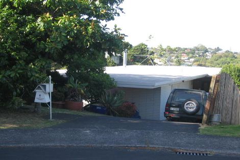 Photo of property in 6 Havana Place, Glenfield, Auckland, 0629