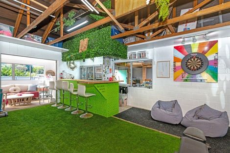 Photo of property in 2 Carnarvon Street, Gisborne, 4010